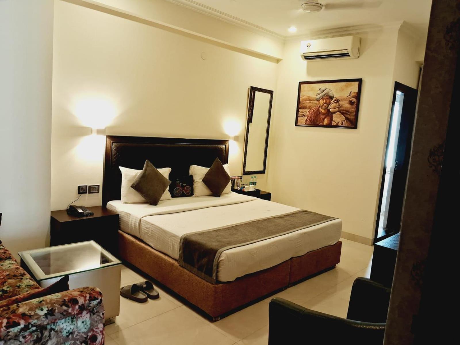 Hotel Anand Bhawan Neu-Delhi Exterior foto